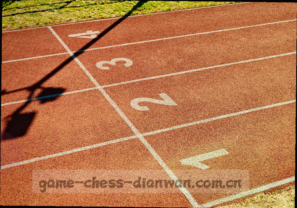 棋牌桌面几何切割与规则线框示意图，深墨绿底色配暗金线条，无人物